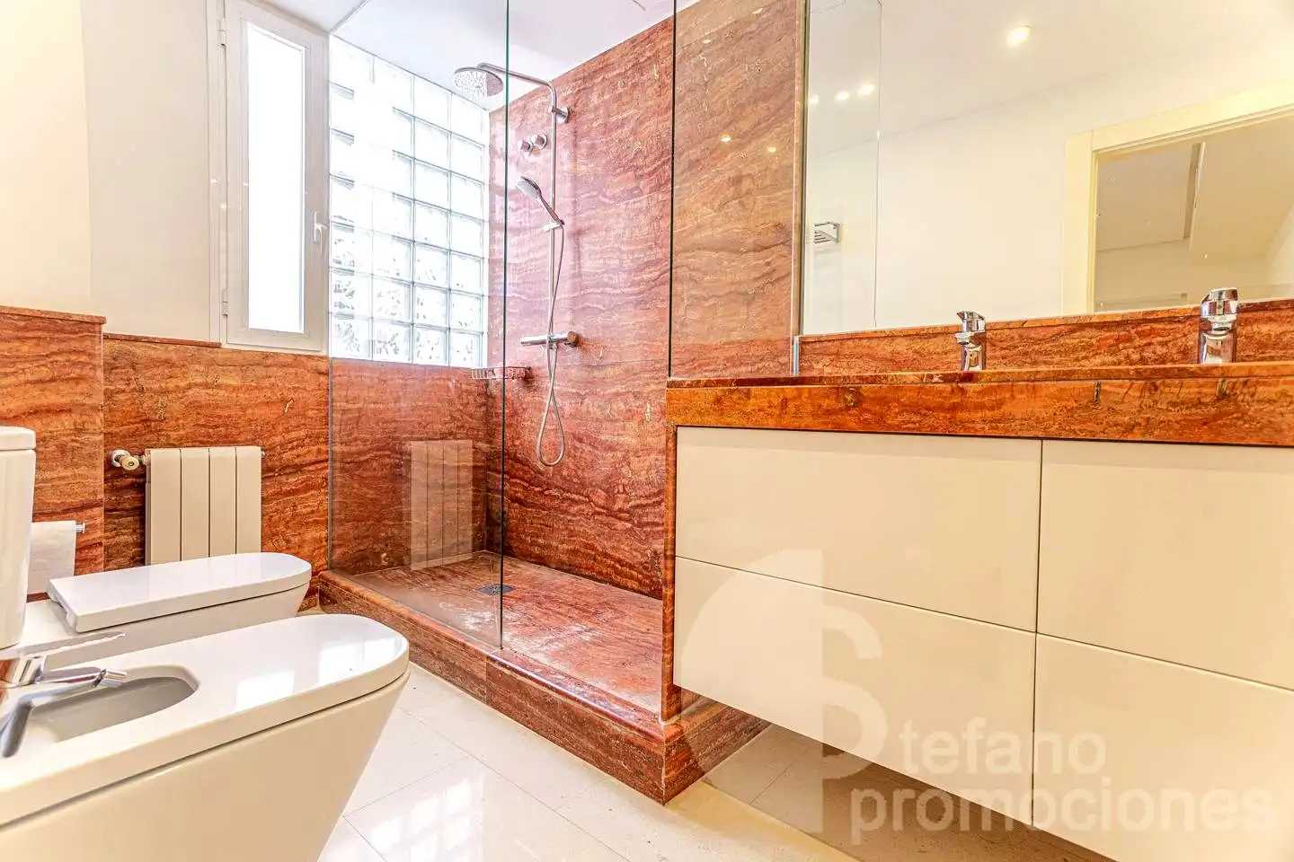 Baño de Ático de alquiler en Málaga con Aire acondicionado, Calefacción y Parquet