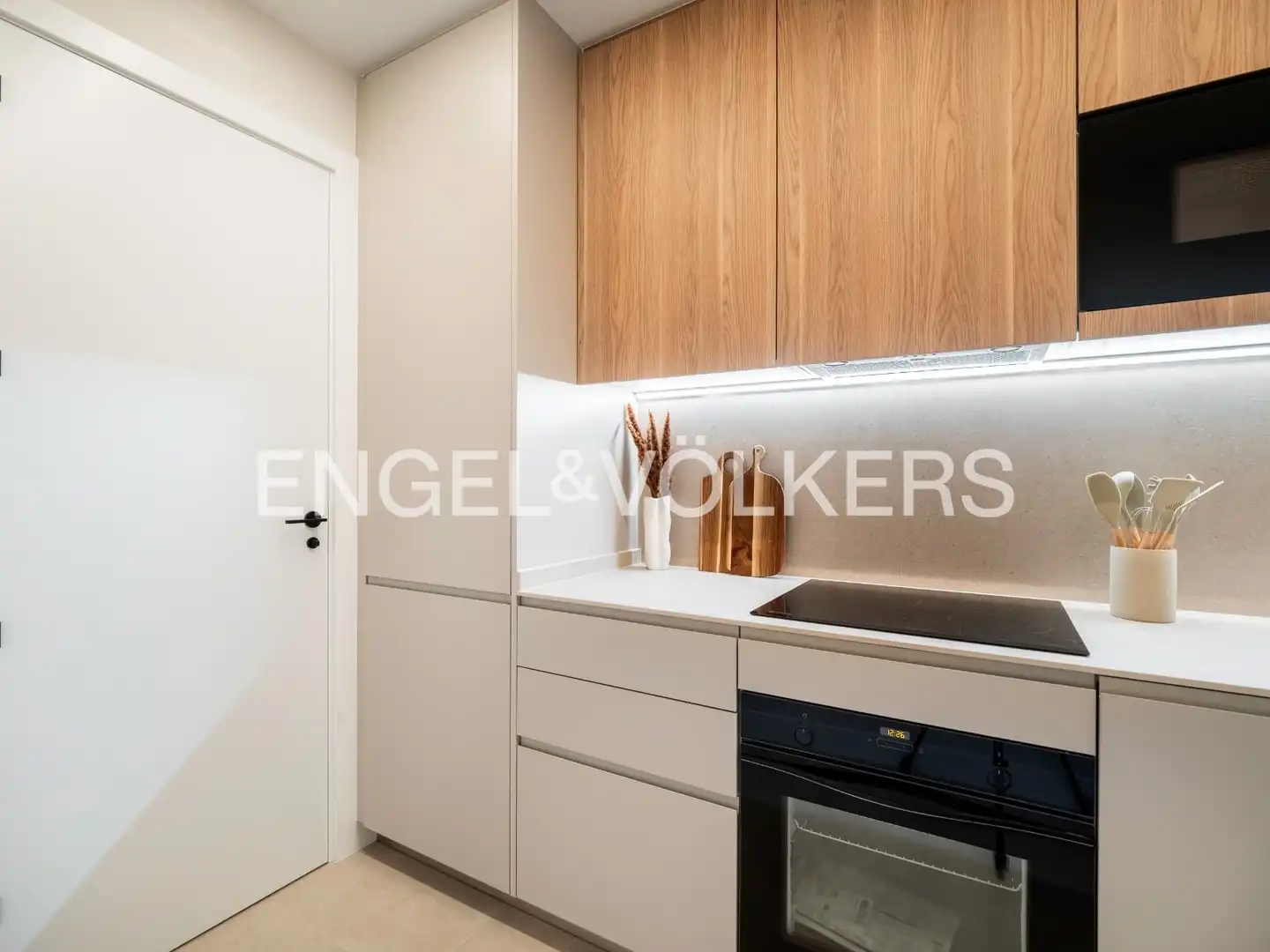 Küche von Wohnung zur Miete in Madrid mit Klimaanlage, Heizung und Terrasse