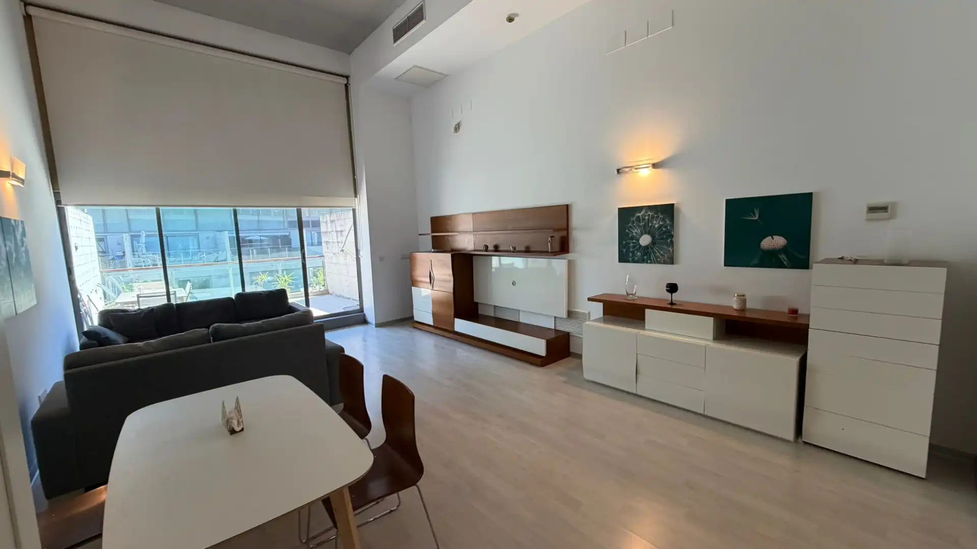 Wohnzimmer von Wohnung zur Miete in Valencia mit Klimaanlage, Heizung und Parkett