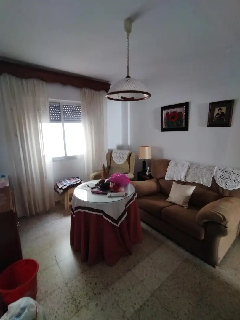 Sala d'estar de Pis en venda en Vejer de la Frontera amb Moblat, Forn i Rentadora