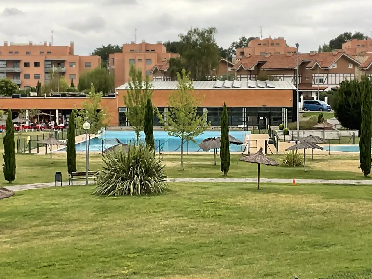 Appartamento con piscina in vendita a Avenida La Rioja 104, imagen 42