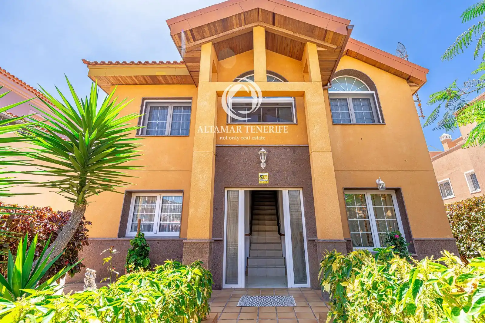 Houses for sale in Casco Urbano