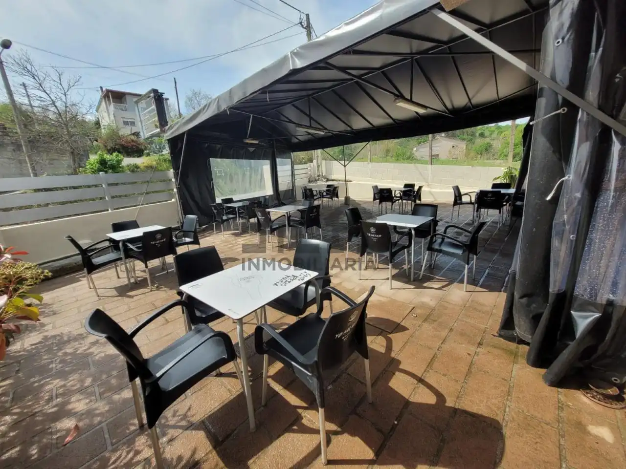 Terraza de Local de alquiler en Coles con Aire acondicionado, Terraza y Amueblado