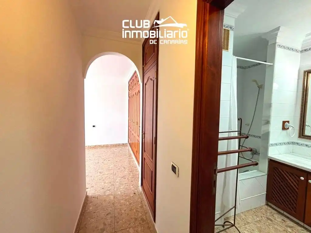 Flat for rent in Santa Cruz de Tenerife  with Terrace