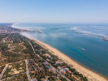 Terreno residencial en venta en Calle Mar Mediterráneo