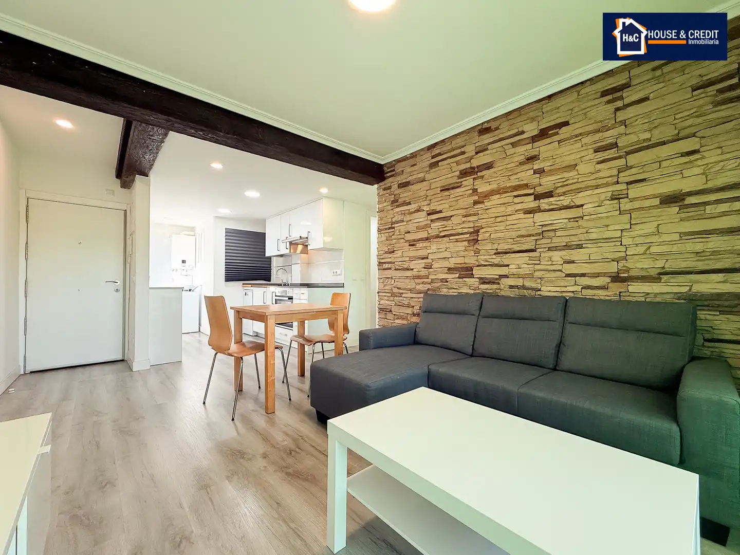 Living room of Flat for rent in Leganés  with Air Conditioner, Heating and Terrace