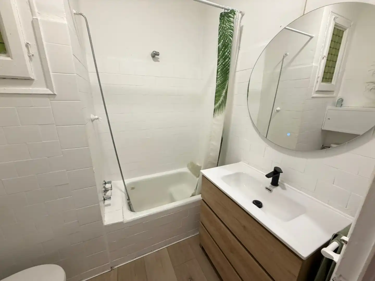 Baño de Piso de alquiler en Lleida con Aire acondicionado, Calefacción y Parquet