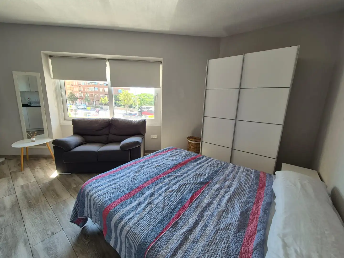 Habitación de Apartamento de alquiler en Villajoyosa / La Vila Joiosa con Aire acondicionado, Calefacción y Piscina