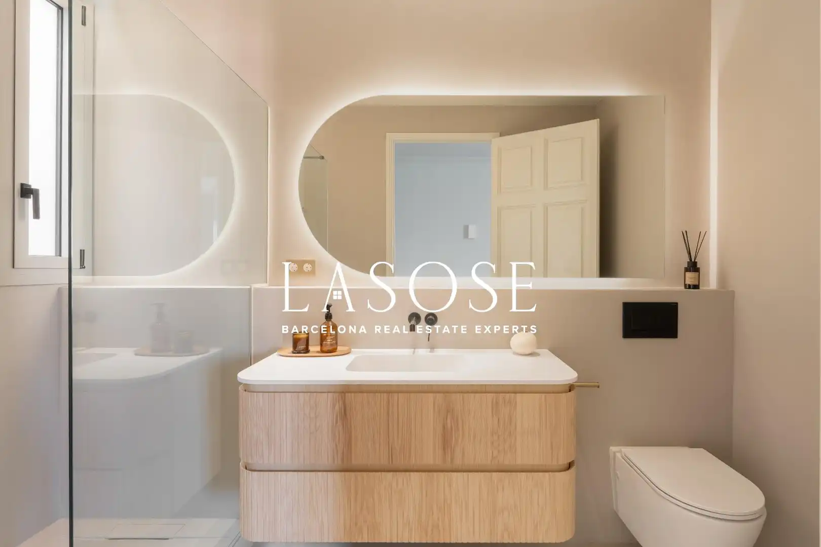 Baño de Ático en venta en Barcelona con Aire acondicionado, Calefacción y Terraza
