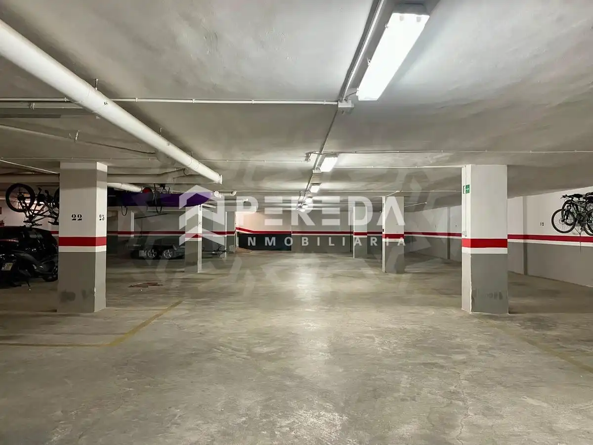 Aparcament de Apartament en venda en Roquetas de Mar