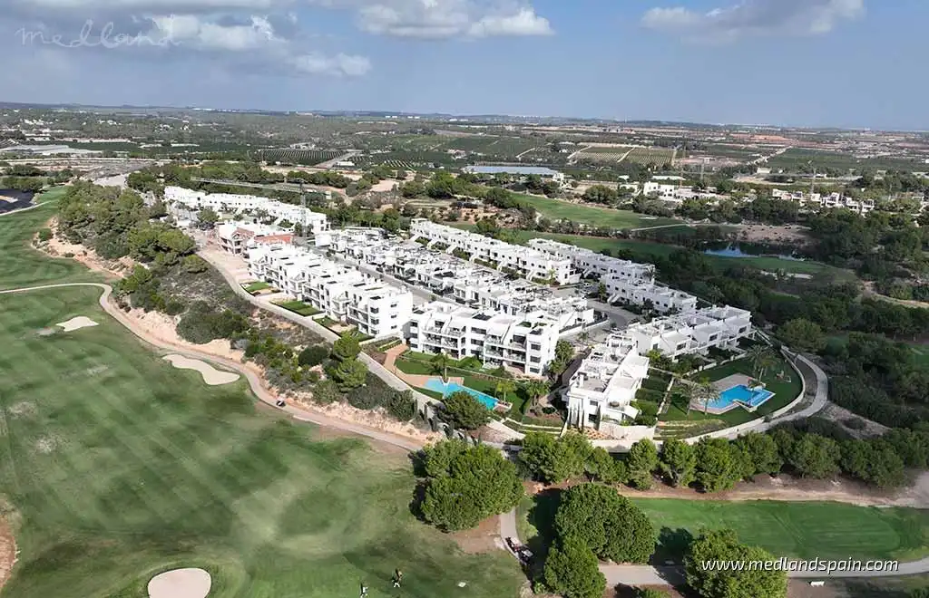 Apartament amb piscina en venda a El Pinar de Campoverde, imagen 15