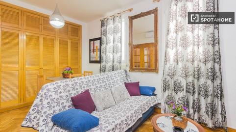Photo 2 of Flat to rent in Pacífico, Madrid