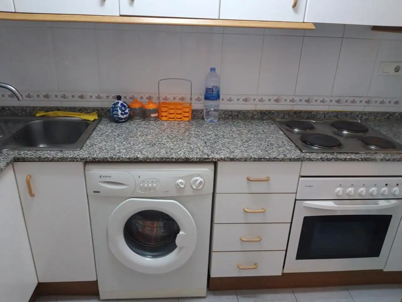 Cocina de Piso de alquiler en Tarragona con Aire acondicionado, Terraza y Trastero