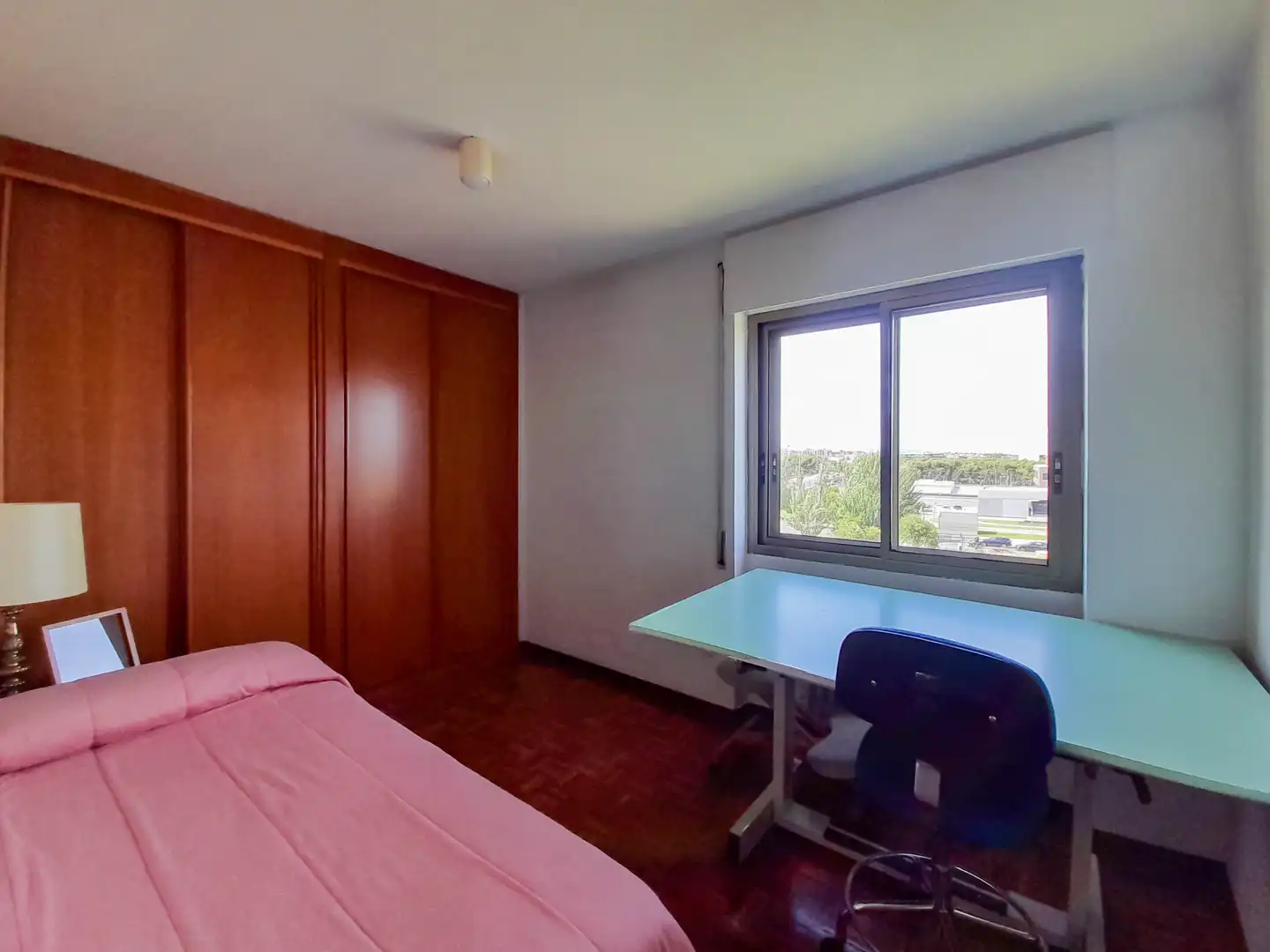 Bedroom of Flat for rent in Madrid  with Heating, Parquet flooring and Terrace