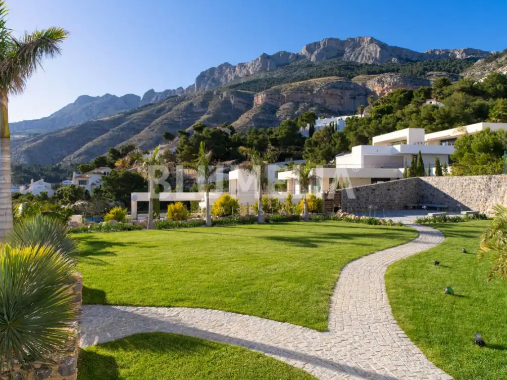 Houses for sale in Altea la Vella