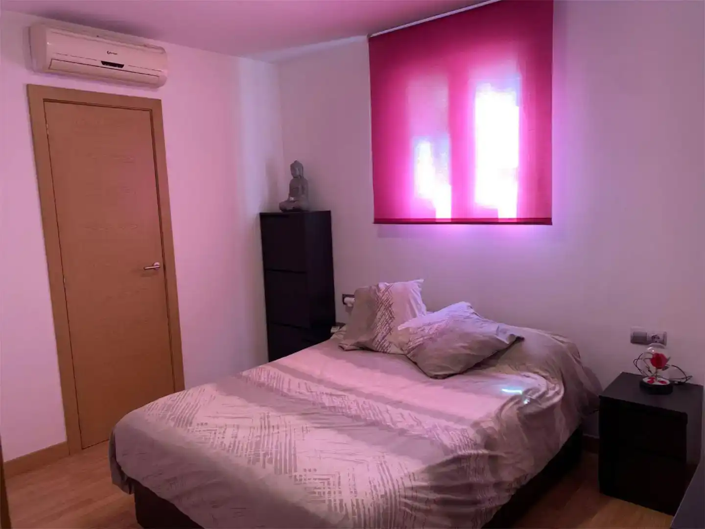 Schlafzimmer von Geschaftsraum zum Verkauf in Sant Adrià de Besòs mit Klimaanlage und Möbliert