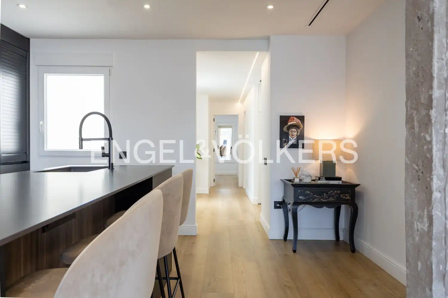 Exterior view of Flat for sale in Valencia  with Air Conditioner, Heating and Balcony