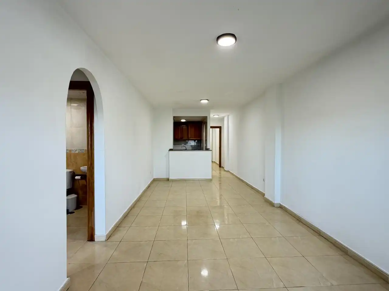 Erdgeschosswohnung mit Aufzug zum Verkauf in Calle Colombia