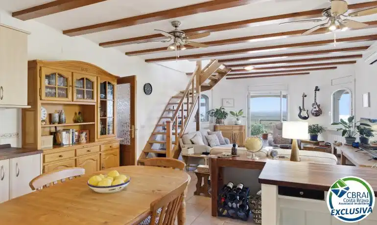 Casa con piscina en venta en Calle Belgica 174 174, imagen 9