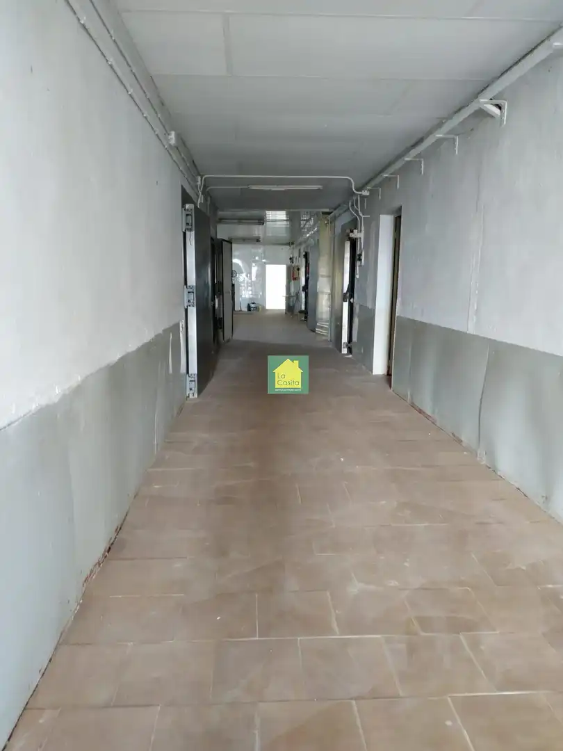 Nave industrial en venta en Madrigueras