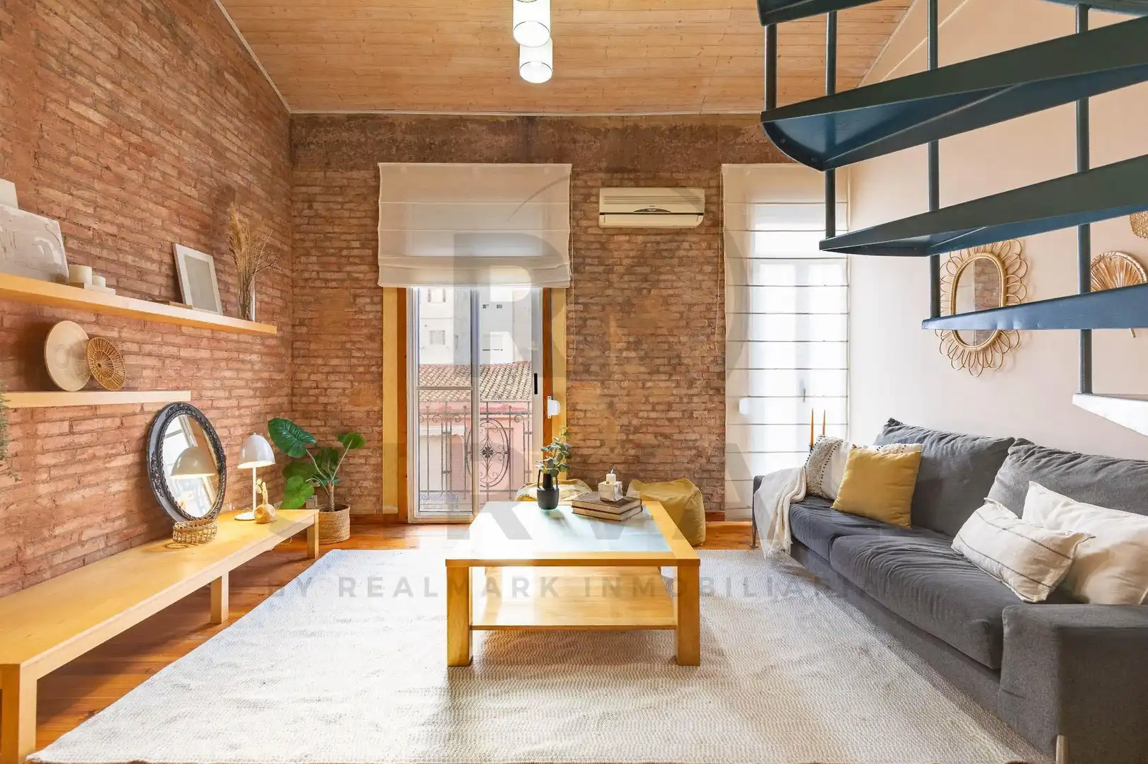 Living room of Duplexes for sale in L'Olivereta