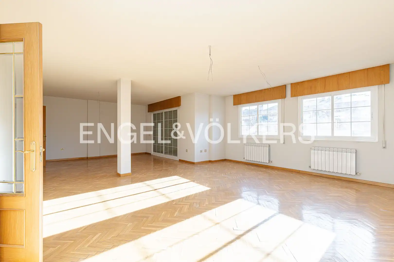 Wohnzimmer von Dachboden zum Verkauf in Coslada mit Heizung, Parkett und Terrasse