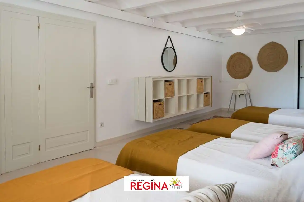 Chalet con piscina en venta en Carrer Pinedes, imagen 17
