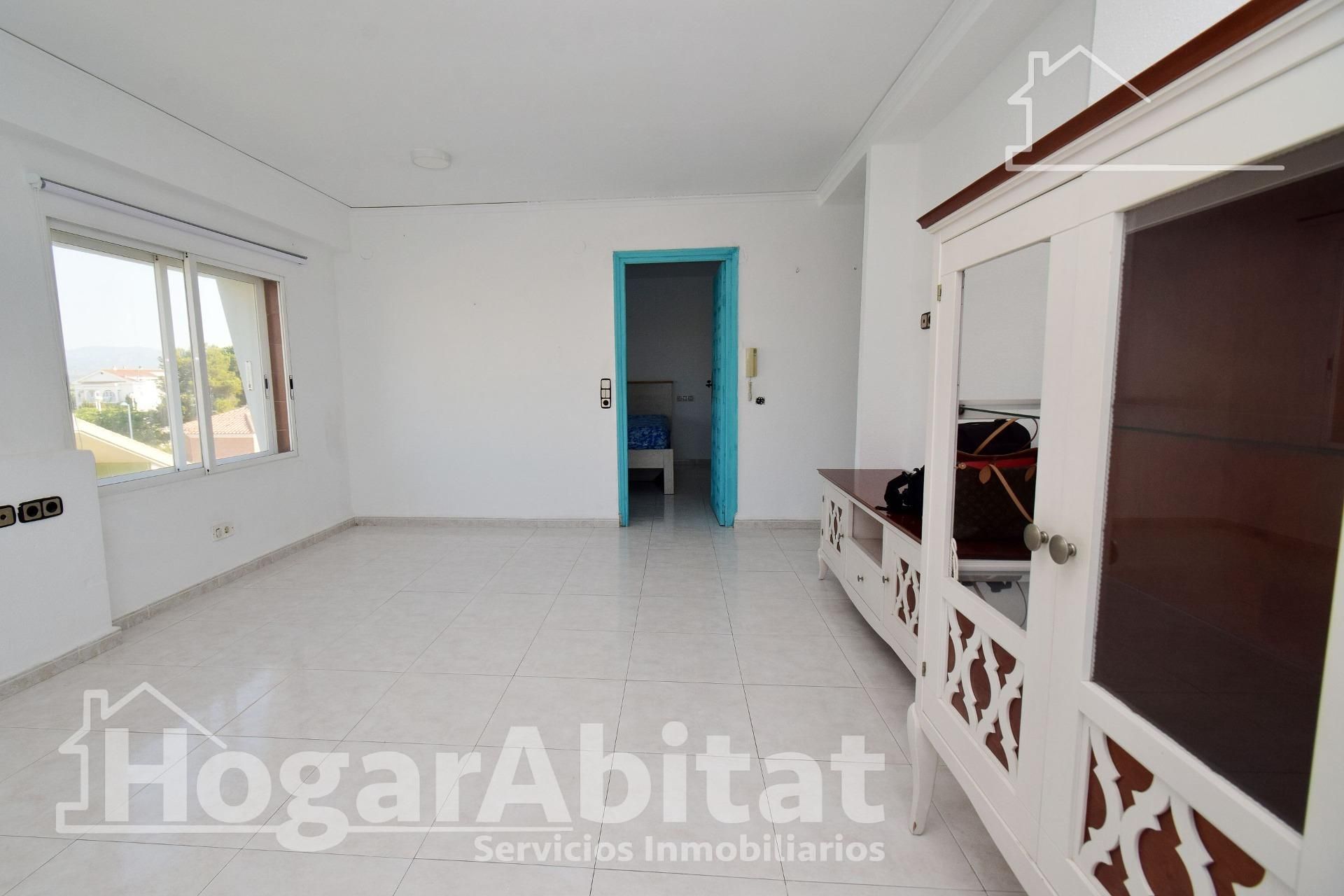 Sala de estar de Piso en venta en Sagunto / Sagunt con Aire acondicionado