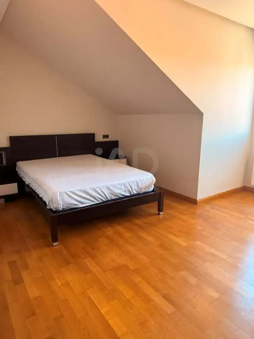 Bedroom of Duplexes for sale in Villaquilambre  with Heating