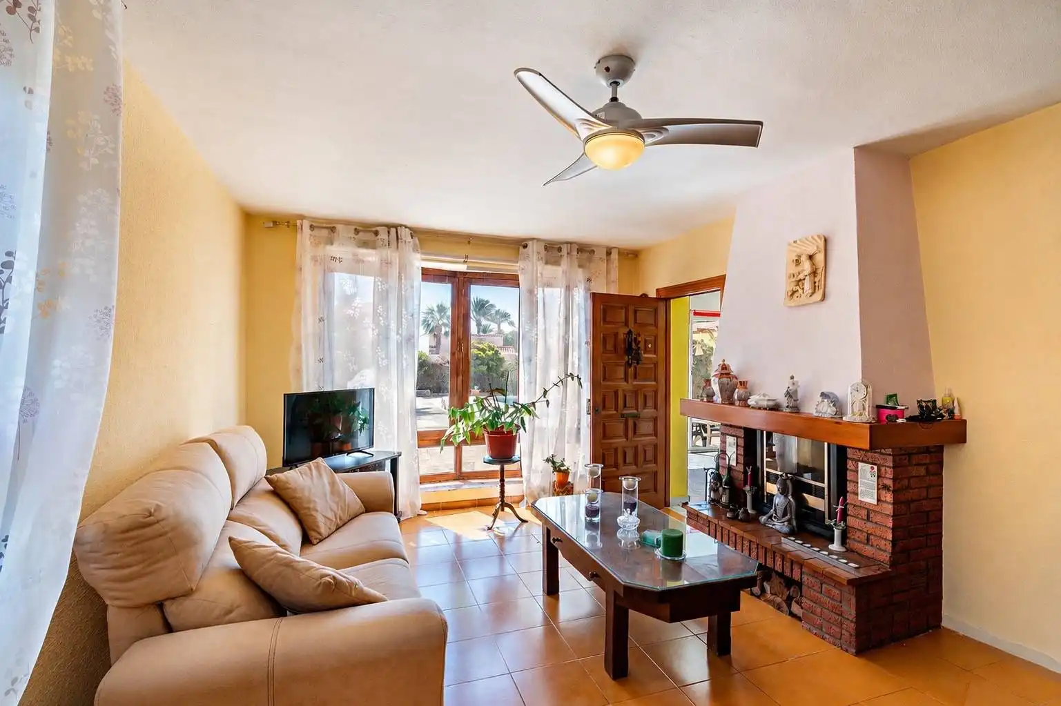 Sala de estar de Casa o chalet en venta en Roquetas de Mar con Jardín privado, Terraza y Trastero