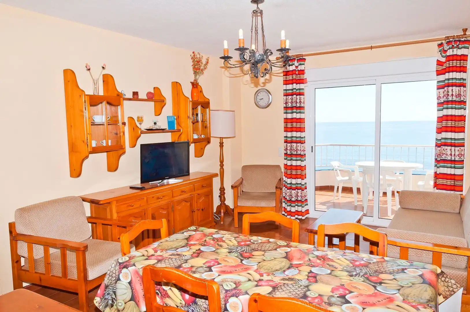 Esszimmer von Wohnungen zur Miete in Almuñécar mit Terrasse, Möbliert und Ofen