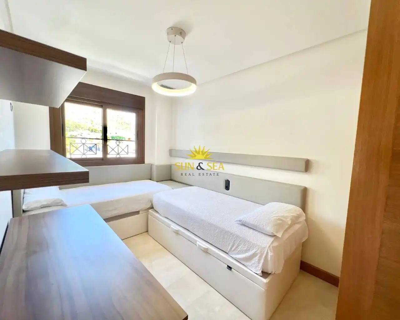 Habitación de Apartamento de alquiler en Guardamar del Segura con Aire acondicionado, Calefacción y Piscina