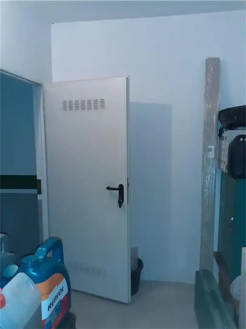 Badezimmer von Garage zum Verkauf in Benalúa