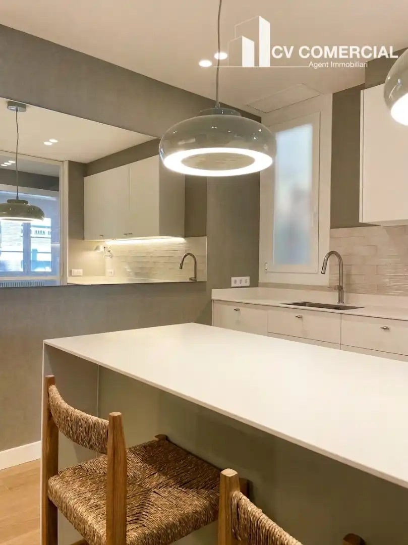 Kitchen of Flat for sale in Barcelona  with Air Conditioner, Heating and Parquet flooring