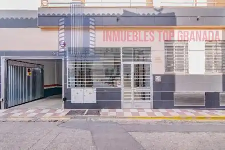 Apartamento en venta en Albolote con Trastero y Piscina comunitaria