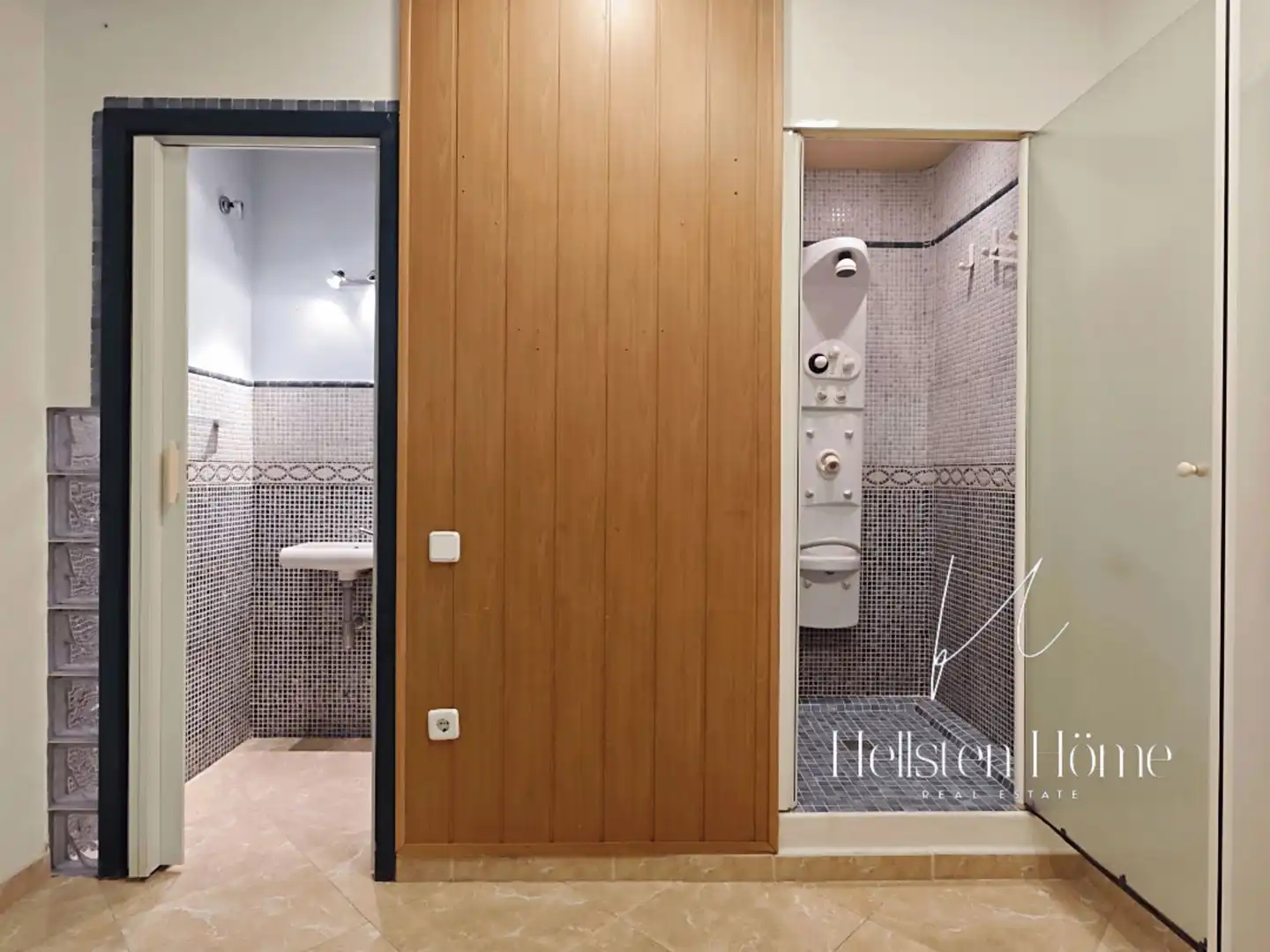 Badezimmer von Geschaftsraum zur Miete in Santa Coloma de Cervelló mit Klimaanlage