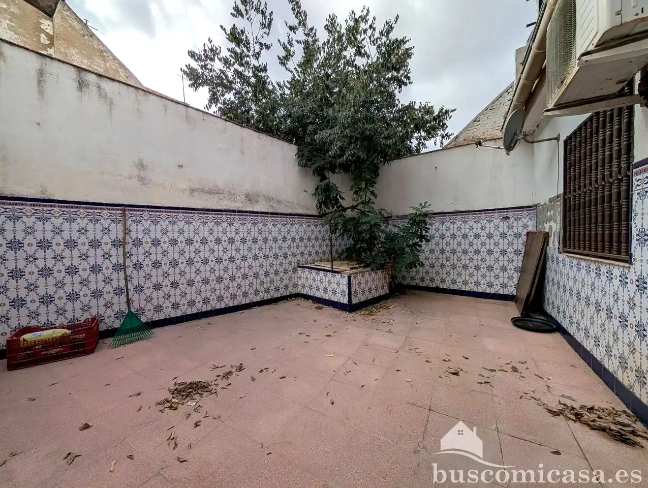 Terrassa de Casa o xalet en venda en Linares amb Aire condicionat, Terrassa i Traster
