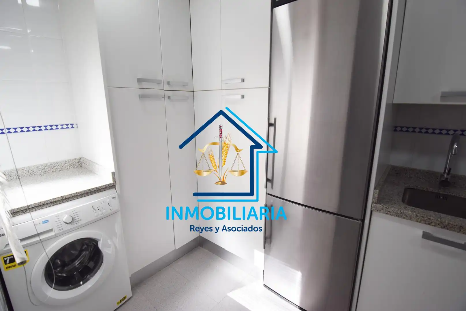 Kitchen of Flat for rent in Córdoba  with Air Conditioner, Furnished and Balcony
