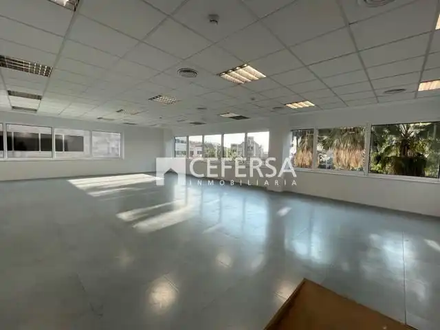 Bureau avec ascenseur à louer à De L'Hospitalet, imagen 9