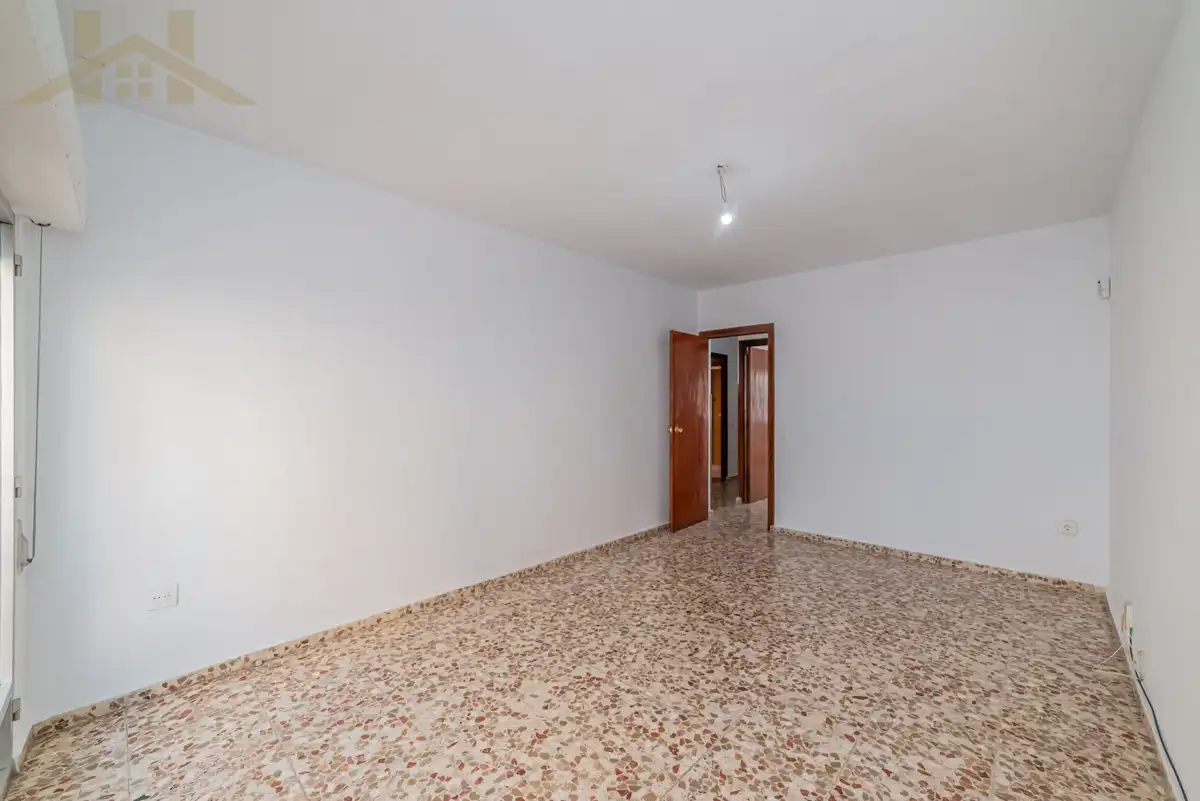 Houses for sale in Valdemoro  with Air Conditioner, Heating and Storage room