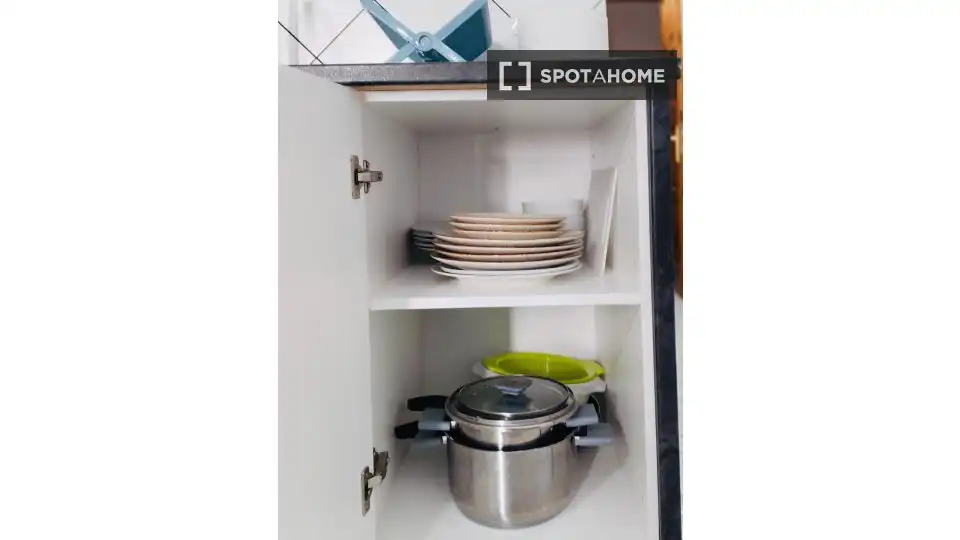 Cuina de Apartament per a compartir en San Bartolomé de Tirajana amb Aire condicionat, Terrassa i Moblat