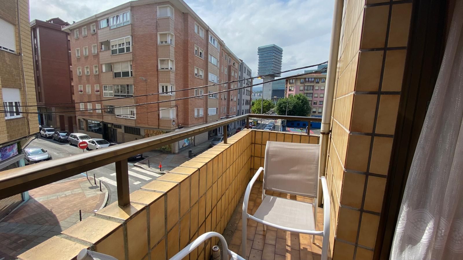 Terrassa de Pis en venda en Barakaldo  amb Calefacció, Terrassa i Traster