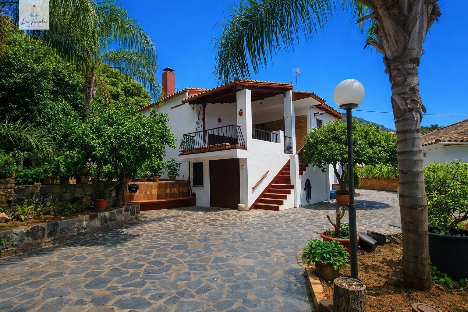 Vista exterior de Casa o chalet en venta en Carratraca con Aire acondicionado, Jardín privado y Terraza