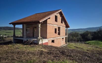 Exterior view of House or chalet for sale in Valle de Mena  with Private garden, Balcony and Community pool