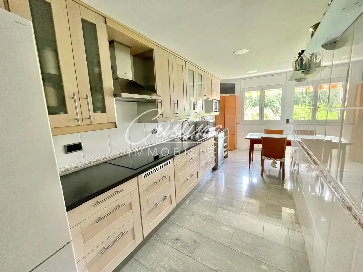 Küche von Wohnungen zum Verkauf in Girona mit Heizung, Terrasse und Alarm