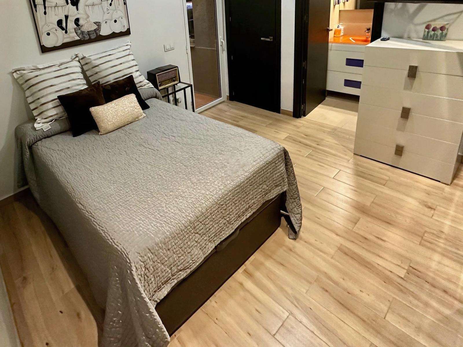 Habitación de Piso para compartir en Sabadell con Aire acondicionado, Calefacción y Terraza