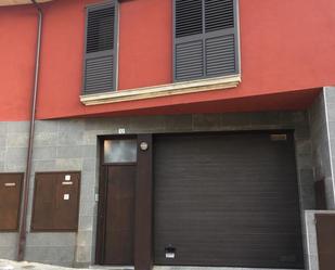 Exterior view of Single-family semi-detached to rent in Girona Capital  with Air Conditioner and Terrace