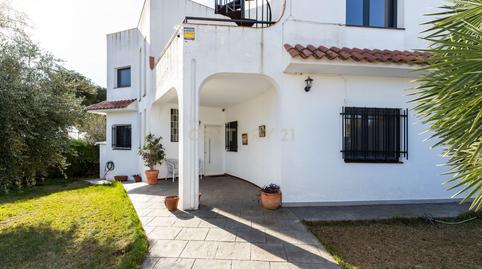 Foto 2 de Casa o chalet en venta en Avinguda Marquesa de Grigny, Banyeres del Penedès,, 45, Banyeres del Penedès, Tarragona