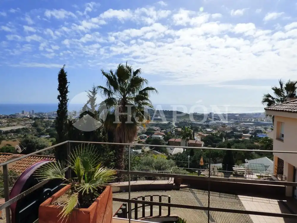 Terraza de Casa o chalet en venta en Badalona con Aire acondicionado, Jardín privado y Terraza