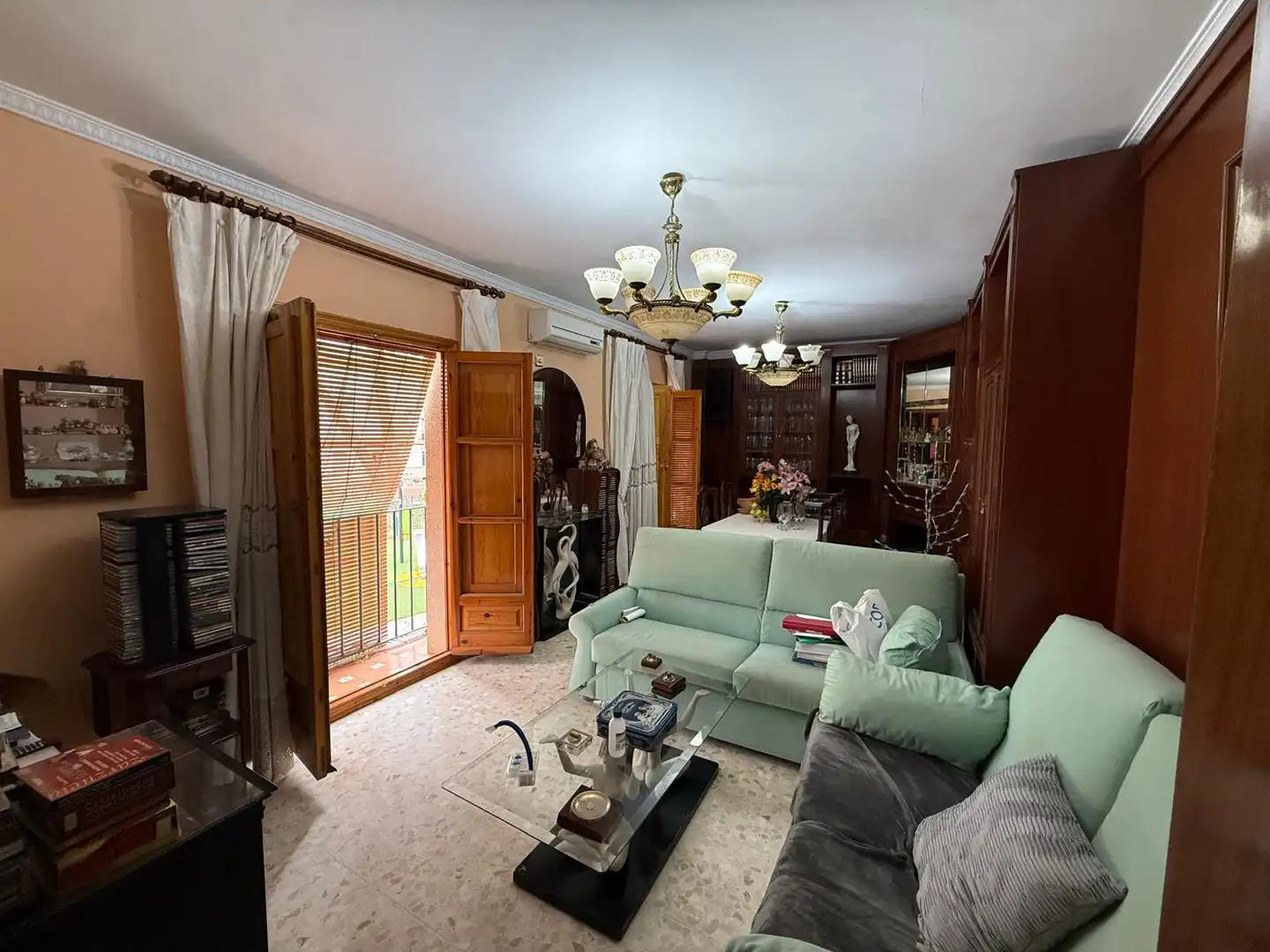 Vista exterior de Dúplex en venta en Dos Hermanas con Aire acondicionado, Calefacción y Terraza